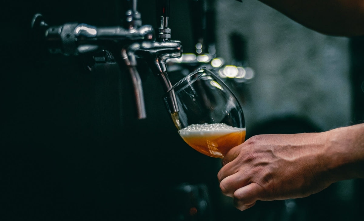 Tapping av øl fra fat