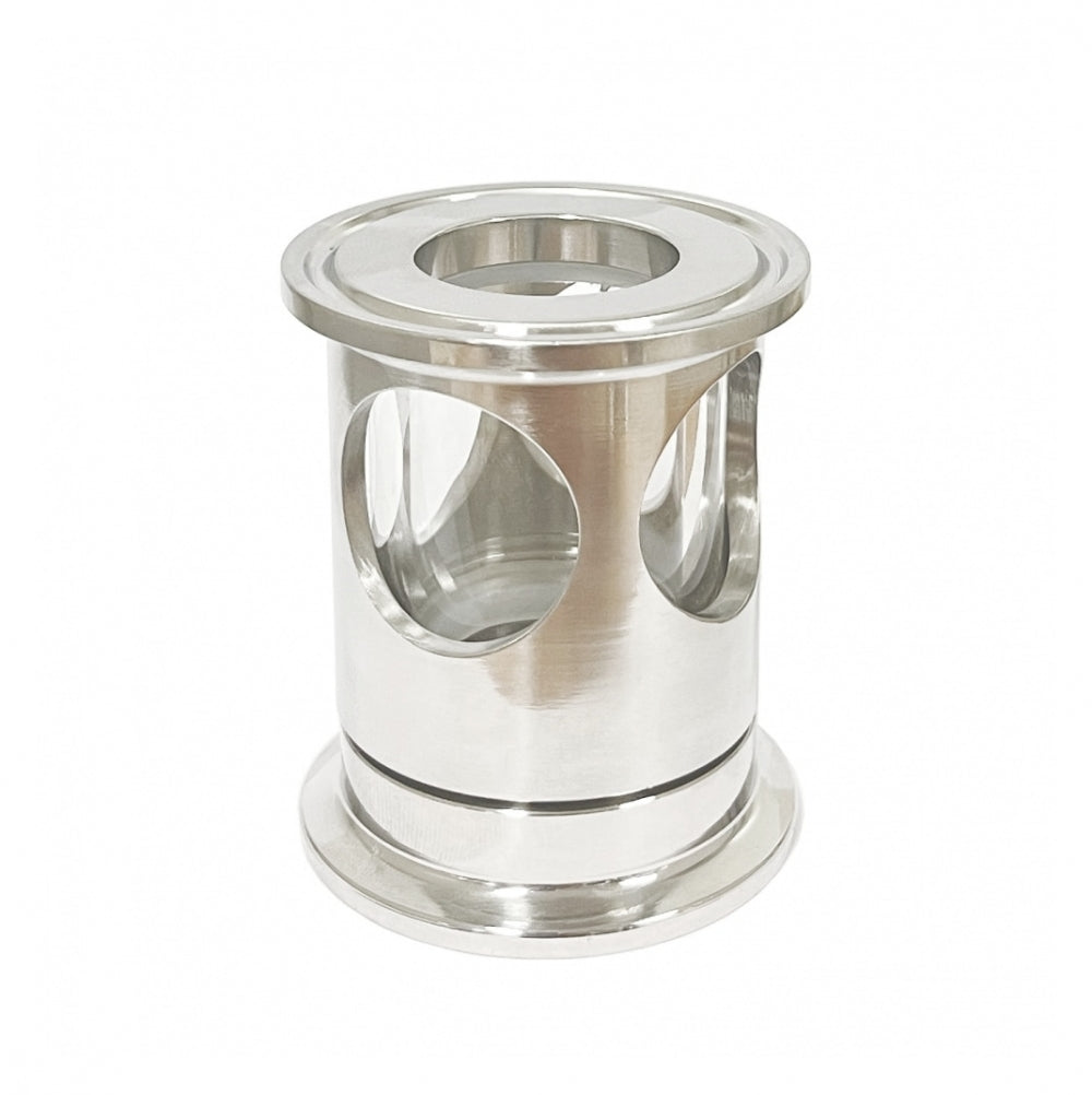 Brewshop 1,5" Tri-Clamp Mini Siktglass er et sylindrisk siktglass i rustfritt stål 304 med klart vindu og sideutskjæringer, trykktestet for pålitelig overvåking av væskestrømmen i rørledninger.