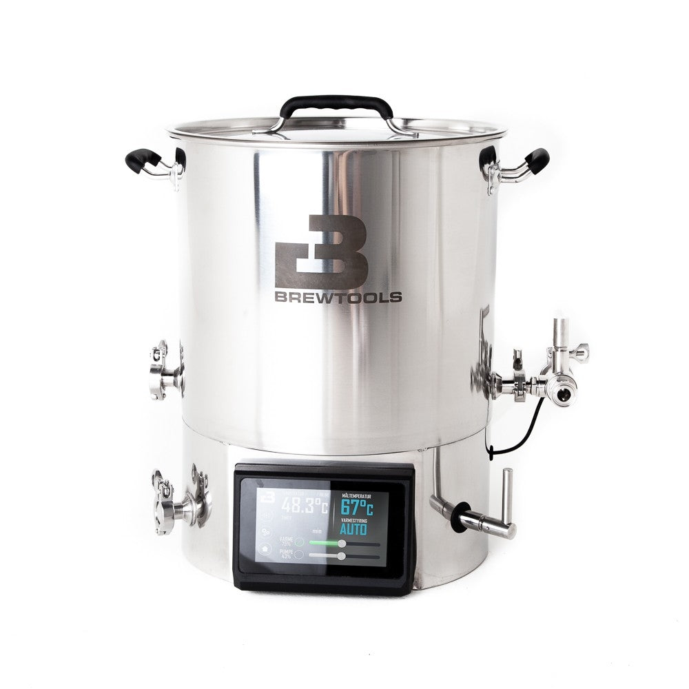 Brewtools B40pro Bryggemaskin er en bryggekjele i rustfritt stål med digitale kontroller og flere ventiler, designet for et kokevolum på 40 liter, vist mot en hvit bakgrunn.