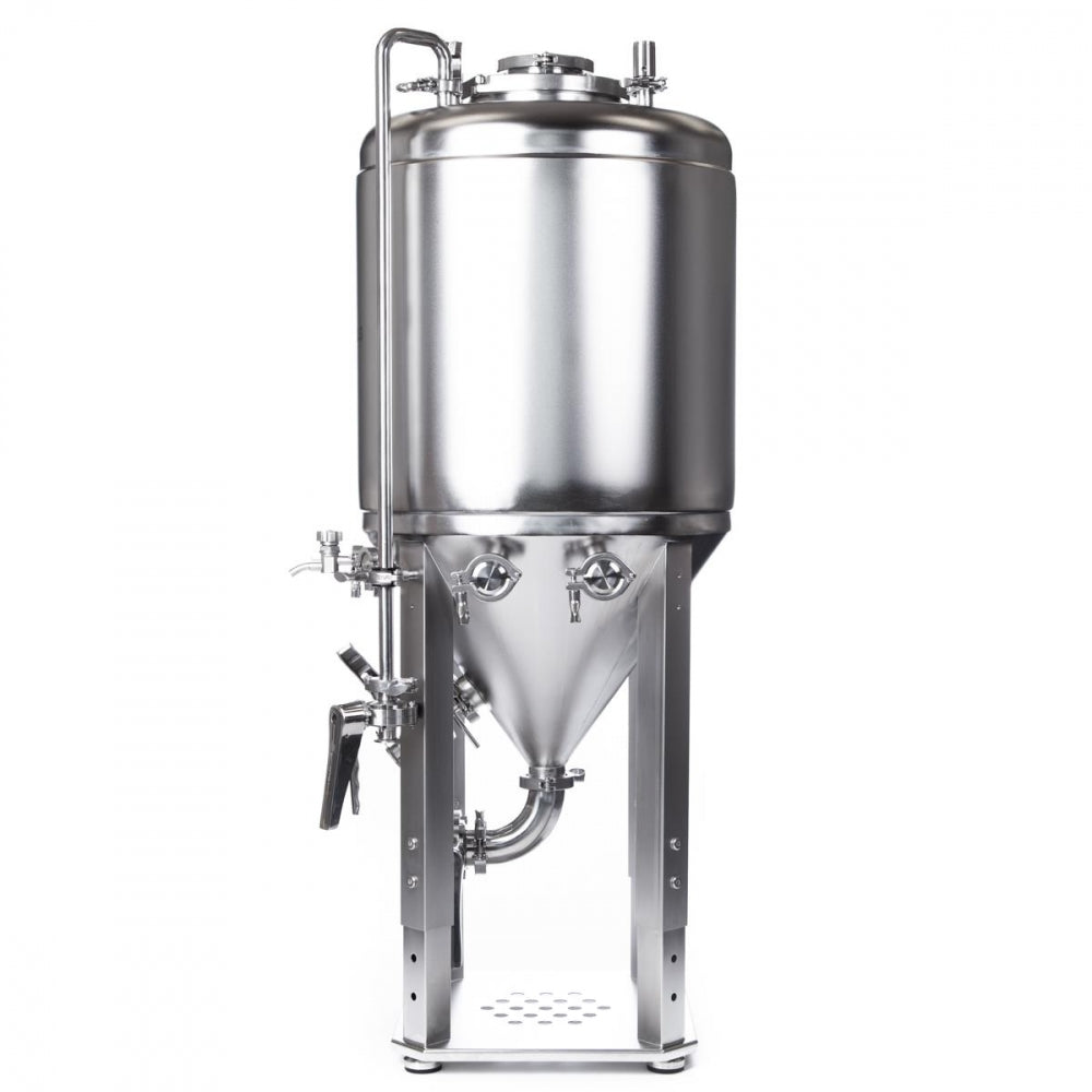 Brewtools F150 Unitank er en 150 liters gjæringstank i rustfritt stål med ventiler, beslag og fire ben fra Brewtools, vist isolert på hvitt.