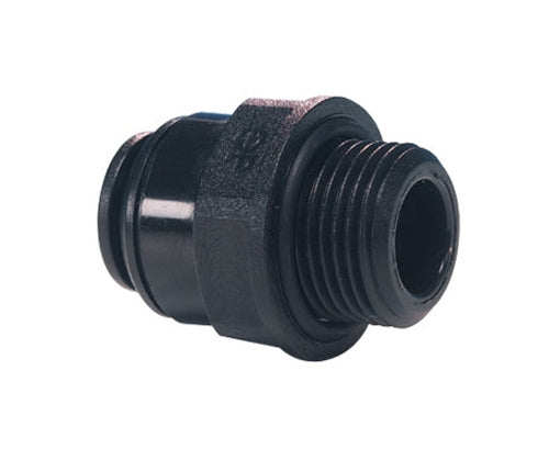 John Guest Straight Adaptor 8 mm (5/16") x 1/8" BSP fra John Guest, med en svart plastrørkobling med gjenget utvendig ende og en trykk-til-koblingskobling, vist mot en hvit bakgrunn.