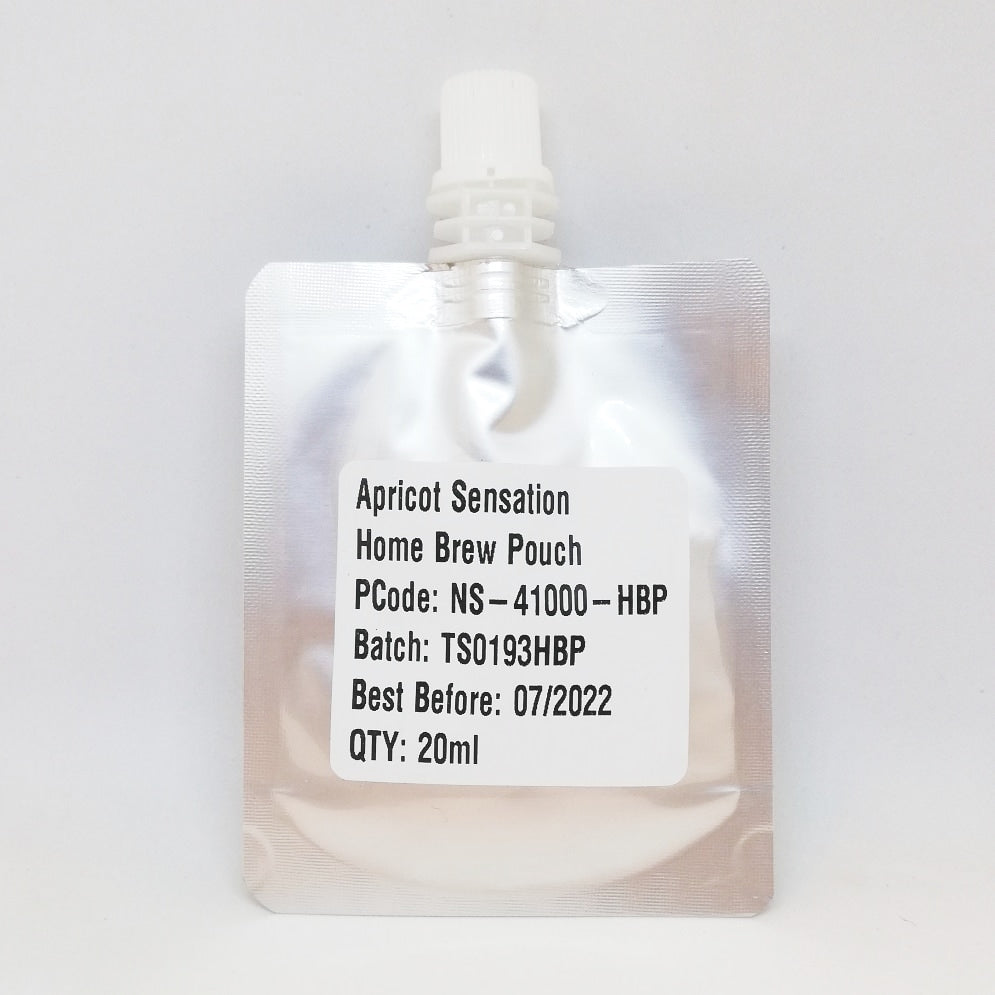 En sølvfarget Totally Natural Solutions-hjemmebryggingspose merket "NaturalSensation Aprikos fruktessens - 20ml" er perfekt for å tilsette aprikossmak til din neste ølkreasjon.