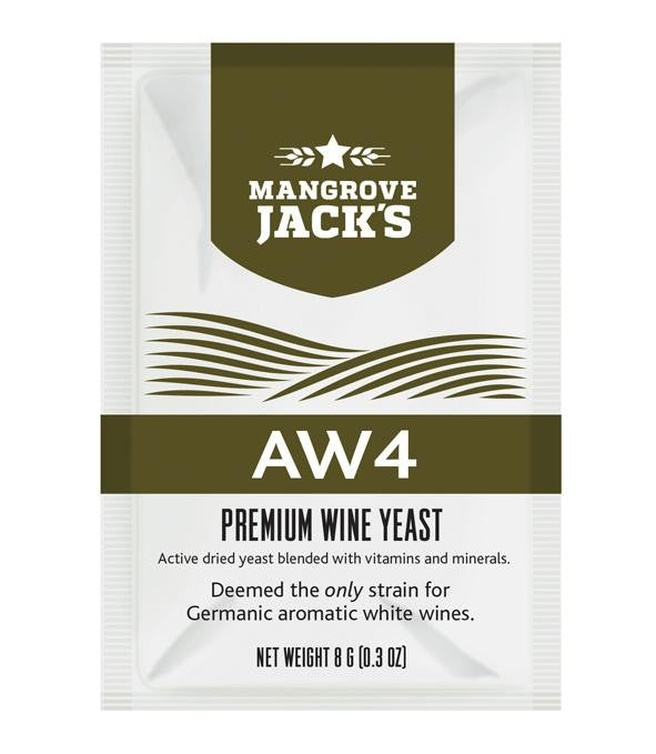 En pakke Mangrove Jack's AW4 vingjær for hvitvin og rosévin, nettovekt 8 g, best før januar 2026.