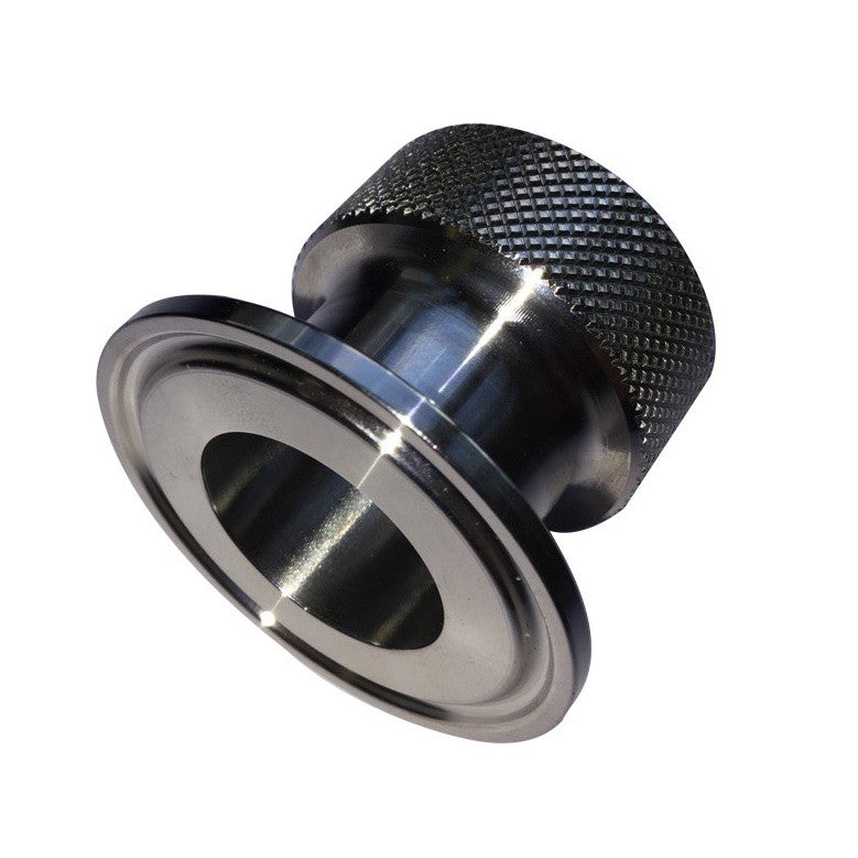 Clamp Adapter - 1,5" TC til 1" BSP / DN25 fra Speidel er et flensbeslag i rustfritt stål med et sentralt hull, riflet for sikkert grep og pålitelig feste i industrielle bruksområder.