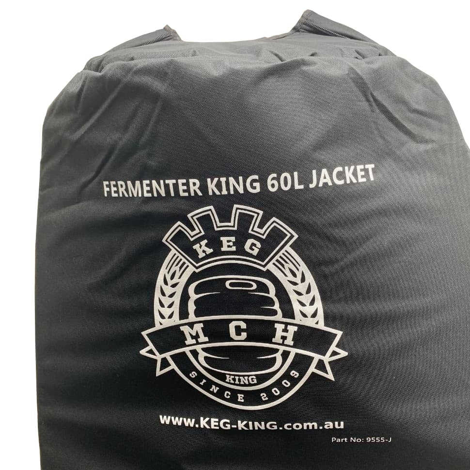 Keg King Isolasjonskappe til Fermenter King 60L og Apollo 60L Snub Nose er en svart jakke med hvit Keg King-logo og nettside, ideell for å isolere din Apollo 60L Snub Nose-fermenter under gjæring.