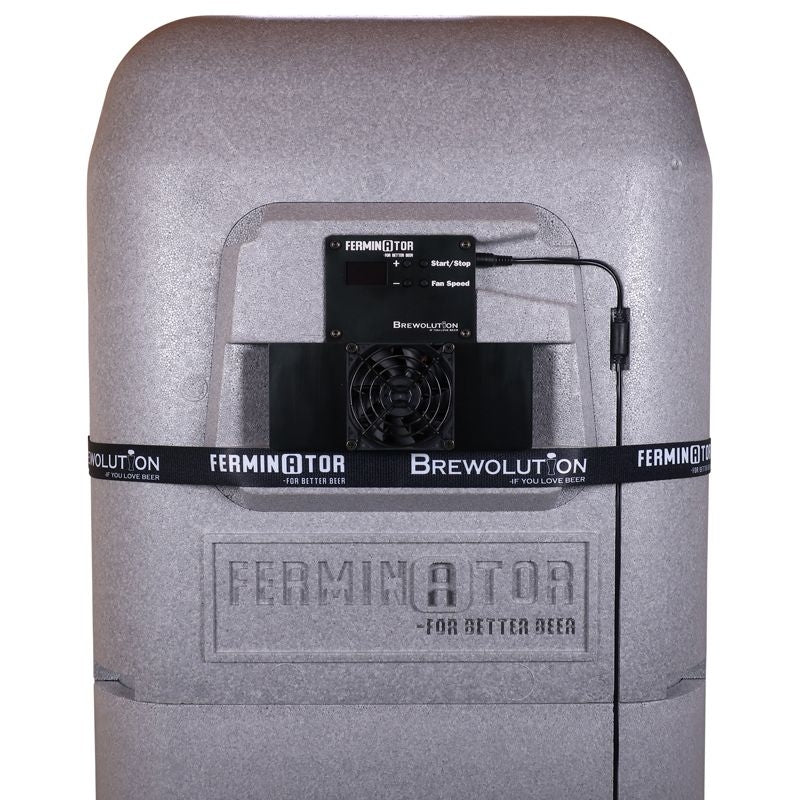 Brewolution Ferminator Strap temperaturkontrollenhet for ølgjæring, med vifte, kontrollpanel og Brewolution-merkevare.