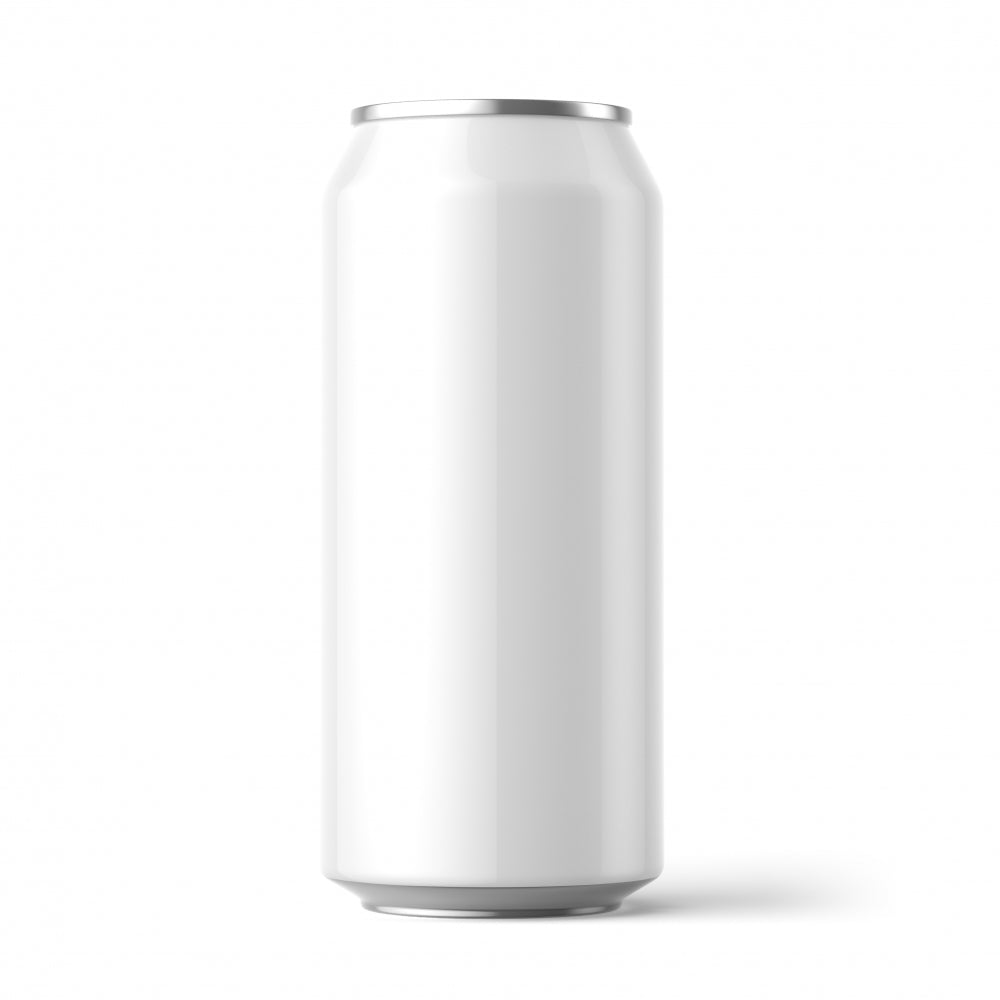 En 440 ml ølboks hvit - Hel pall (5070 stk) fra Canpack står oppreist mot en hvit bakgrunn, og viser minimalistisk emballasje og hvordan emballasjeavgift kan påvirke produktdesign.