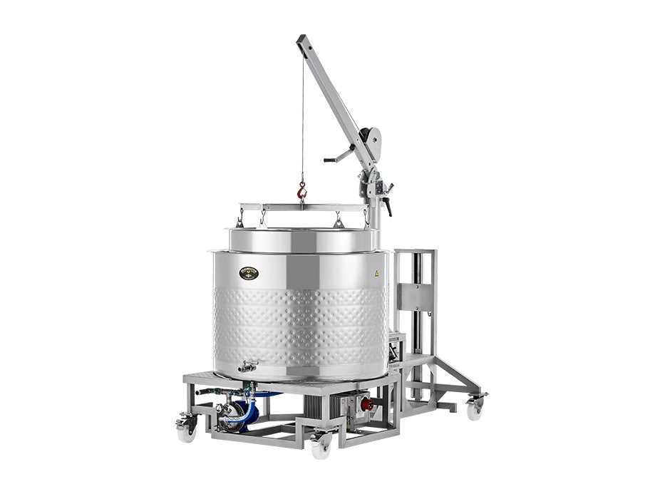 Speidel Braumeister 500L er et stort industrielt kar i rustfritt stål med innebygd kran og hjul for blanding eller prosessering av væsker - perfekt bryggeutstyr for kommersiell bruk eller som en del av et automatisk bryggesystem.