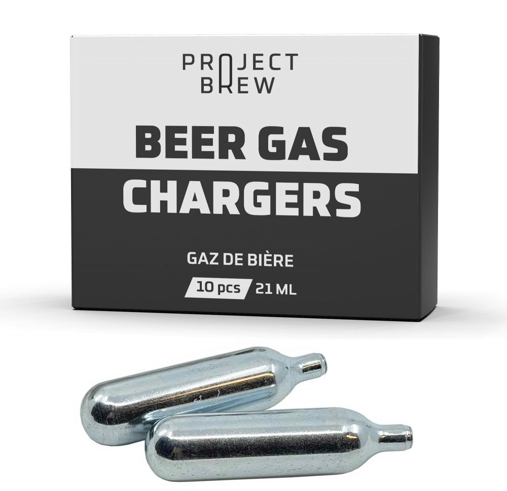 En eske med Project Brew Beer Gas patroner uten gjenger 21ml - 10 stk med to metallpatroner foran. Hver pakke inneholder 10 CO₂/N₂-ladere, perfekt for å oppnå ideell nitrogen CO2-blanding i din favoritt nitro stout.