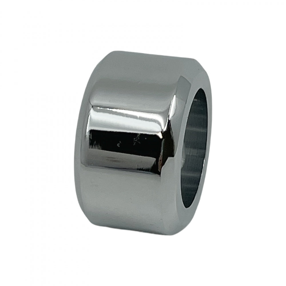 Lindr Spacer 20 mm til gjennomføring / skaft er en bred, blankpolert metallring i sølv med glatte overflater og avrundede kanter, vist mot en enkel hvit bakgrunn.