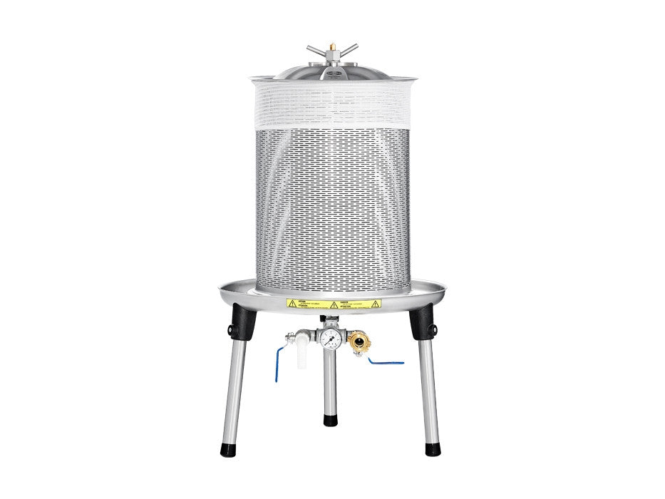 Speidel Silpose for 40L Hydropress er en fruktpresse i rustfritt stål med nettingkurv, sveiv, tut og tre solide ben, som er spesialdesignet for effektiv saftpressing av frukt.