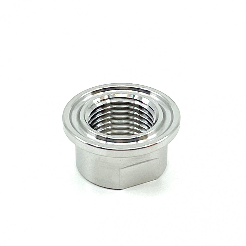34 mm Tri-Clamp x 1/2" BSP (hunn) fra Brewshop, med sekskantet base og innvendige gjenger, laget av rustfritt stål 304, vist på hvit bakgrunn.