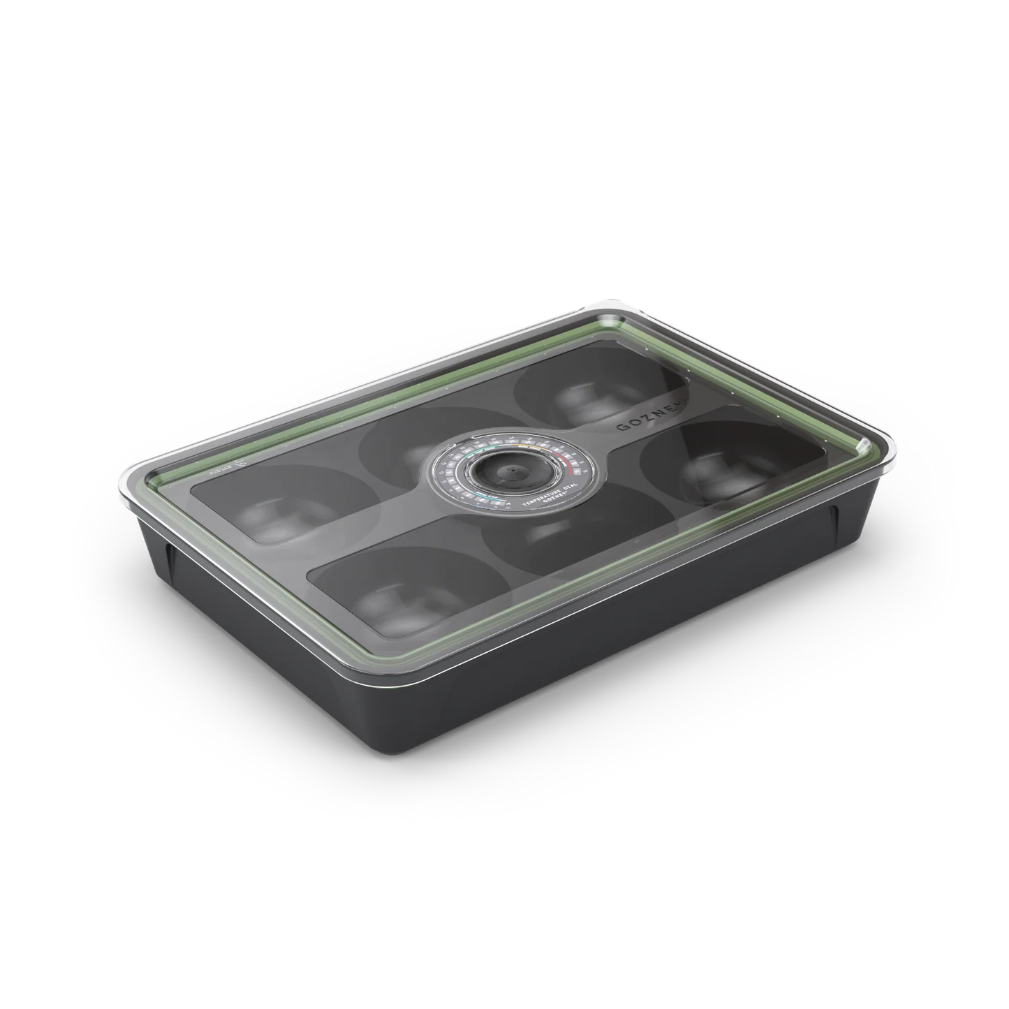 Gozney Dough Tray - Hevekasse fra Gozney er en svart, rektangulær matbeholder med gjennomsiktig lokk, runde rom og en sentral, sirkulær skive - perfekt til heving og fermentering av pizzadeig.