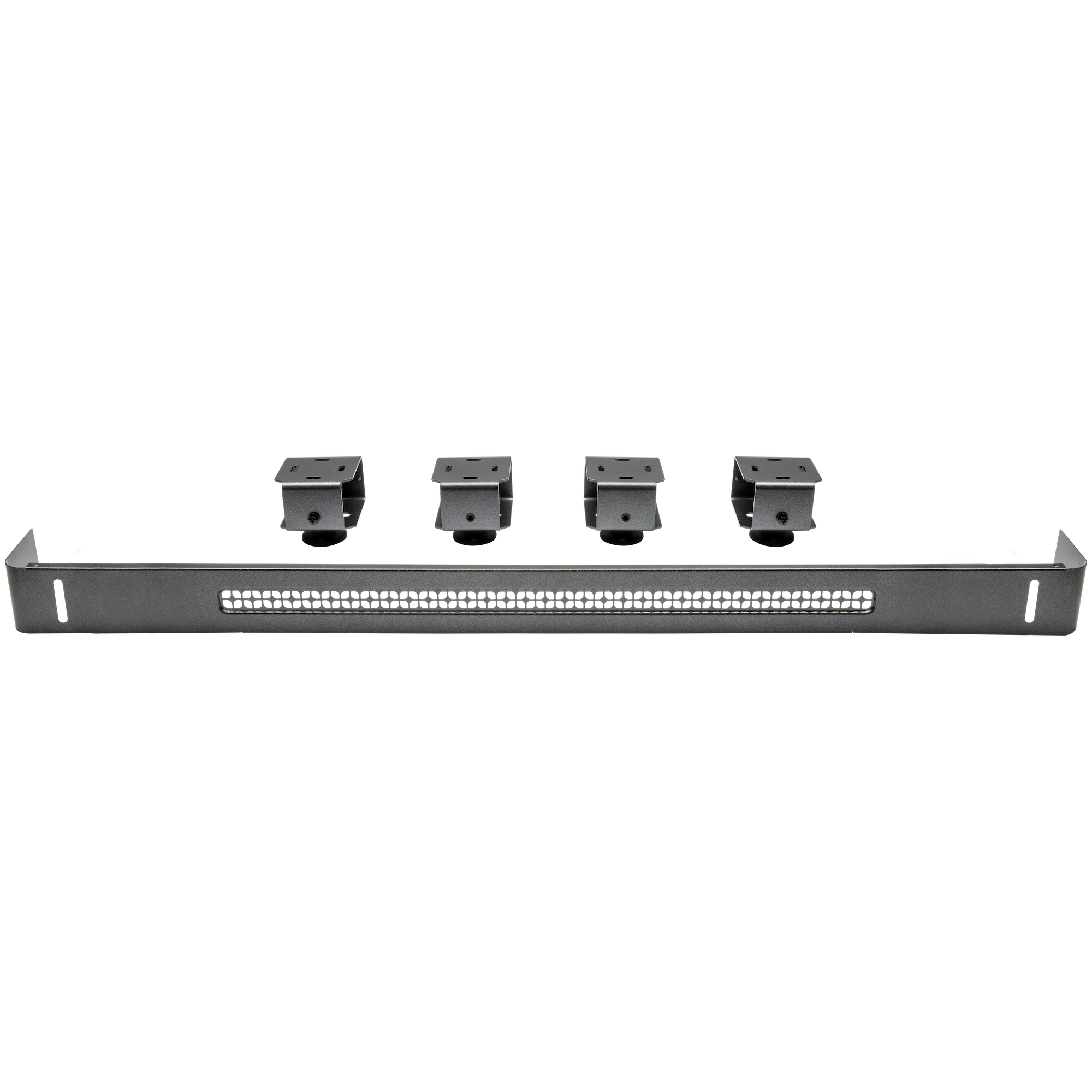 En svart lysbjelke i metall med fire monteringsbraketter, vist på en hvit bakgrunn - perfekt for å lyse opp Traeger Outdoor Kitchen Trim Kit for Timberline XL fra Traeger.