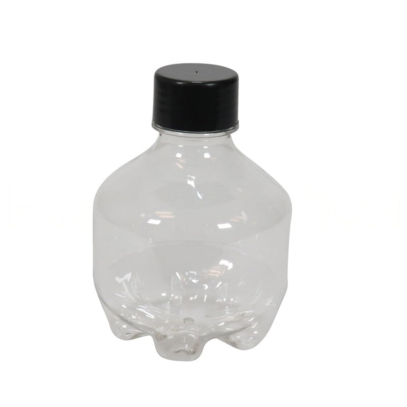 En klar, tom plastflaske med bred bunn og svart skrukork - Ekstra gjærflaske til Apollo Unitank, Fermentasaurus og Fermenter King fra Keg King - er avbildet mot en hvit bakgrunn.