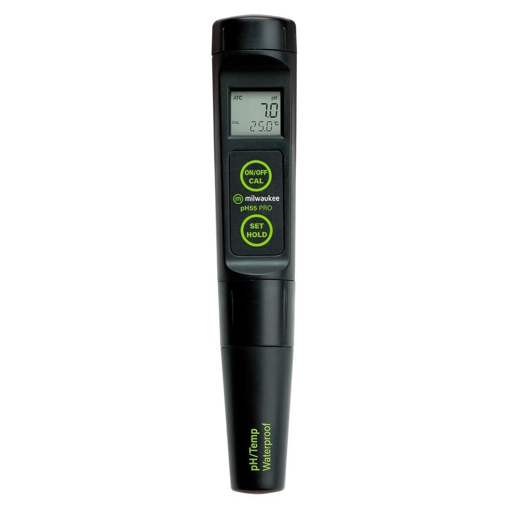 Milwaukee PH55 PRO, et svart digitalt pH-meter med utskiftbar sonde, displayskjerm, grønnmerkede knapper, "pH/temp waterproof"-merking og automatisk temperaturkompensasjon - ideelt for brygging av øl.