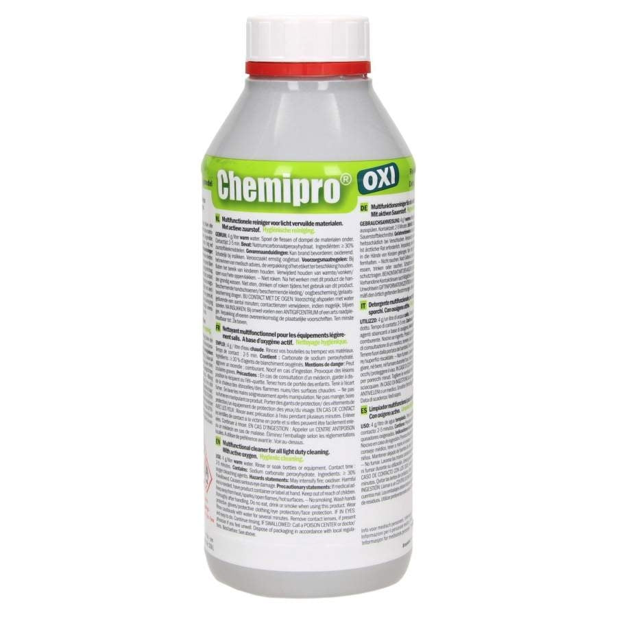 En 1 kg flaske med Chemipro OXI rengjøringsmiddel fra Chemipro, med hvitt lokk og etikett med flerspråklig bruksanvisning for effektiv rengjøring av utstyr.