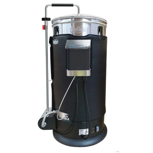 Grainfather Graincoat G30 har effektiv sylindrisk isolasjon, noe som optimaliserer ytelsen på samme måte som en bærbar ladestasjon for elbiler på hjul med håndtak og tilkoblede kabler.