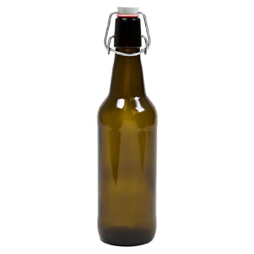 En eske med 15 Brewshop 0,5-liters ølflasker med svingkork (patentkork), hver flaske i brunt glass veier 390 g. Flaskene står oppreist på en hvit bakgrunn.