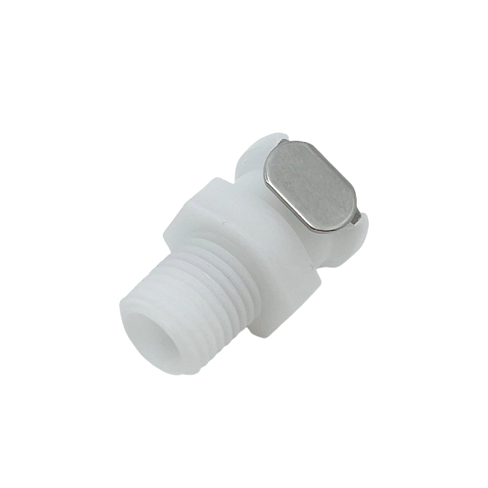 Brewshop Shut Off Coupling er en hvit plastkobling med metallklips og 1/4" NPT hunn lekkasjefri hurtigkobling, perfekt for sikker tilkobling av rørlegger- eller væskesystemer.