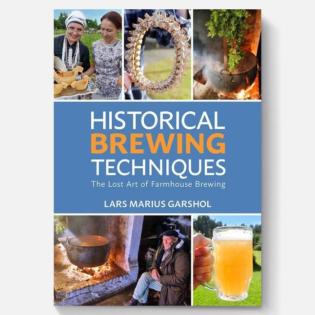 Boken "Historiske bryggeteknikker: The Lost Art of Farmhouse Brewing" fra Brewshop er illustrert med bilder som fremhever det tradisjonelle håndverket og prosessen med å lage gårdsøl.
