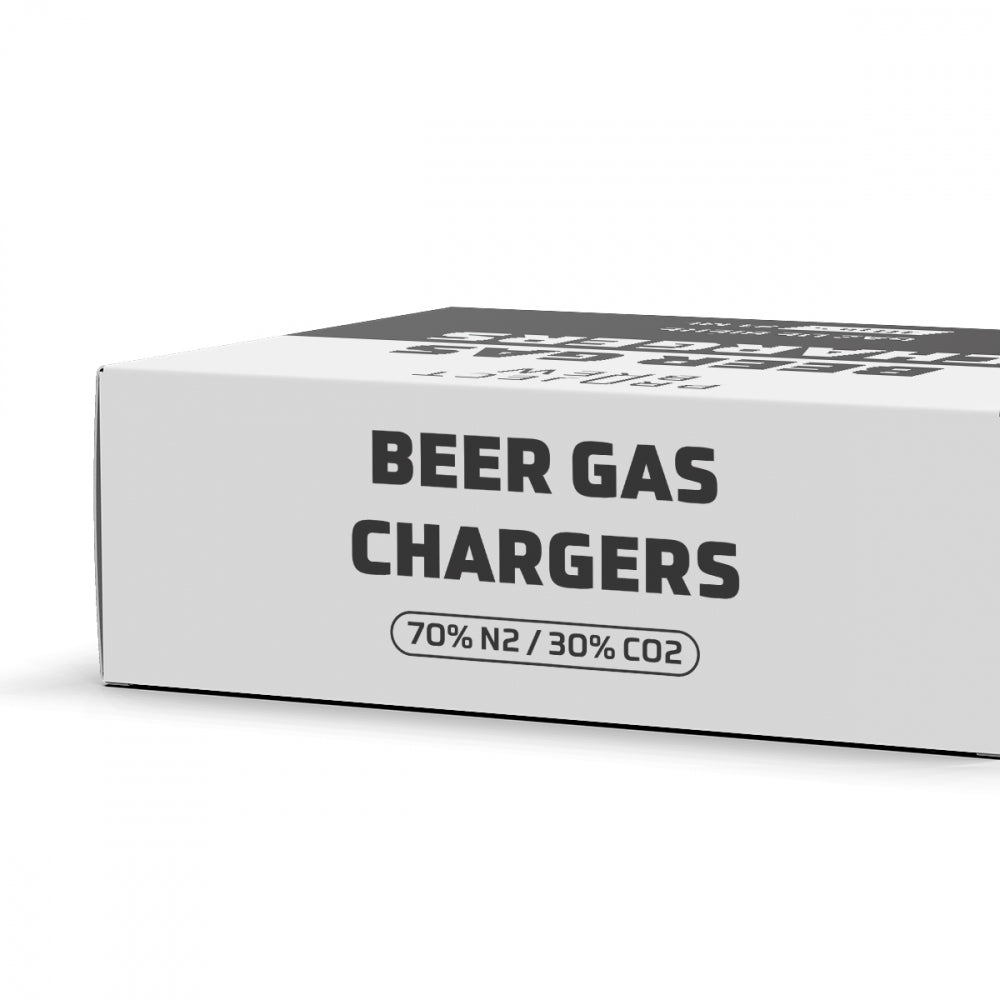 En hvit boks merket "Beer Gas patroner uten gjenger 21ml - 10 stk" fra Project Brew, ideell for nitro stout med en 70% N2 / 30% CO2-blanding for optimal ølgassopplevelse.