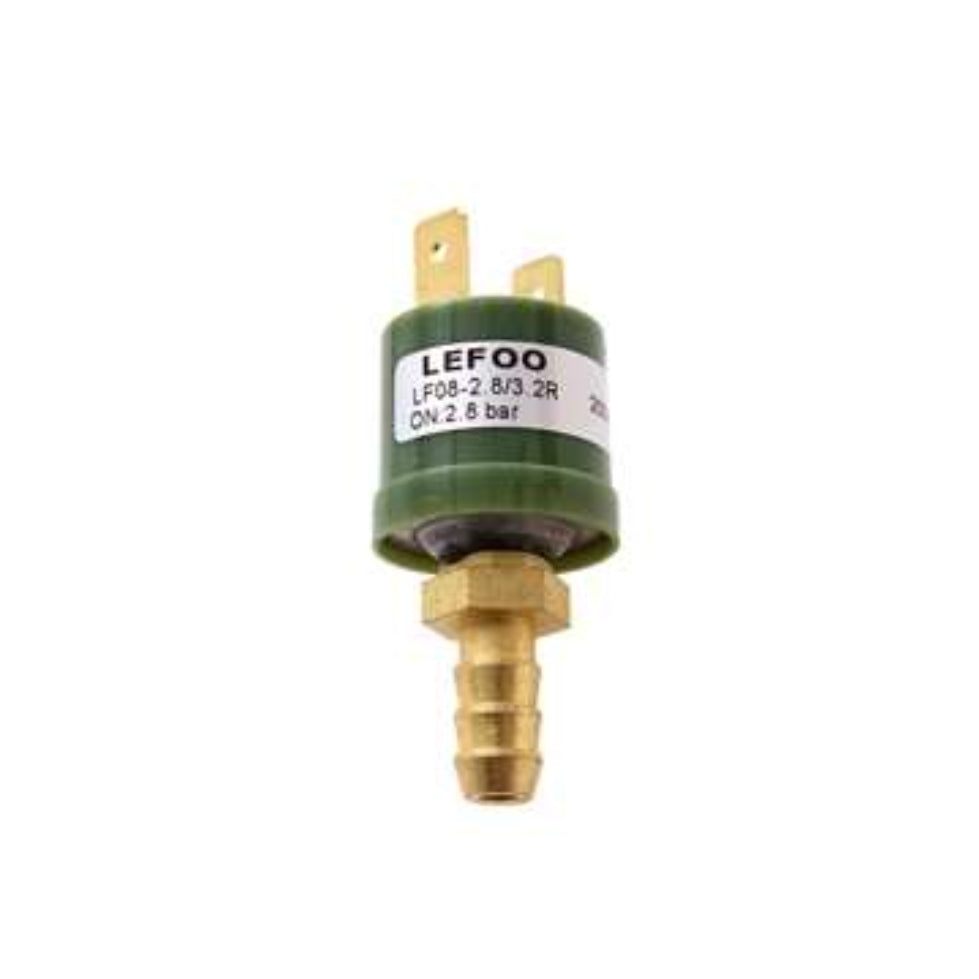 Lindr Pressure switch 2,8-3,2 bar for Lindr maskiner er en messingenhet med to elektriske kontakter og LEFOO LF08-2.8/3.2R-etikett, ideell som trykkregulator i tørrkjøleroppsett.