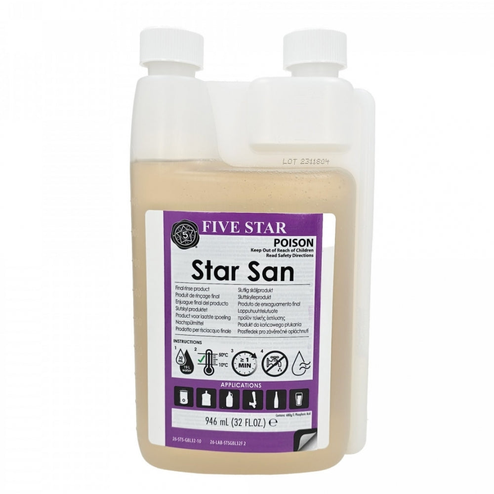 En flaske Star San fra Five Star Chemicals, med lilla etikett, er et syrebasert desinfeksjonsmiddel med høyt skuminnhold som er perfekt til hjemmebrygging.