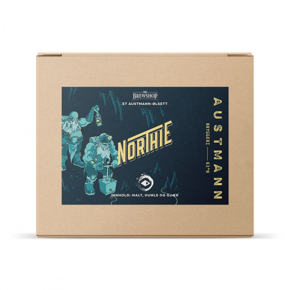 En brun pappeske merket "Northie" med illustrasjoner av fjellryttere inneholder Brewshop Austmann Northie allgrain ølsett til hjemmebrygging av brown ale.