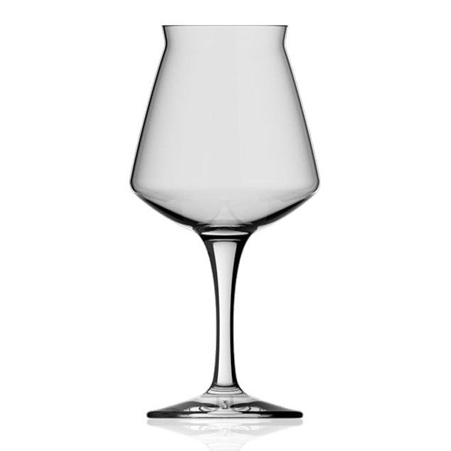 Et klart, tomt Rastal TEKU 3.0 42cl Ølglass fra Rastal med bred bolle og smal åpning, vist mot en enkel hvit bakgrunn.
