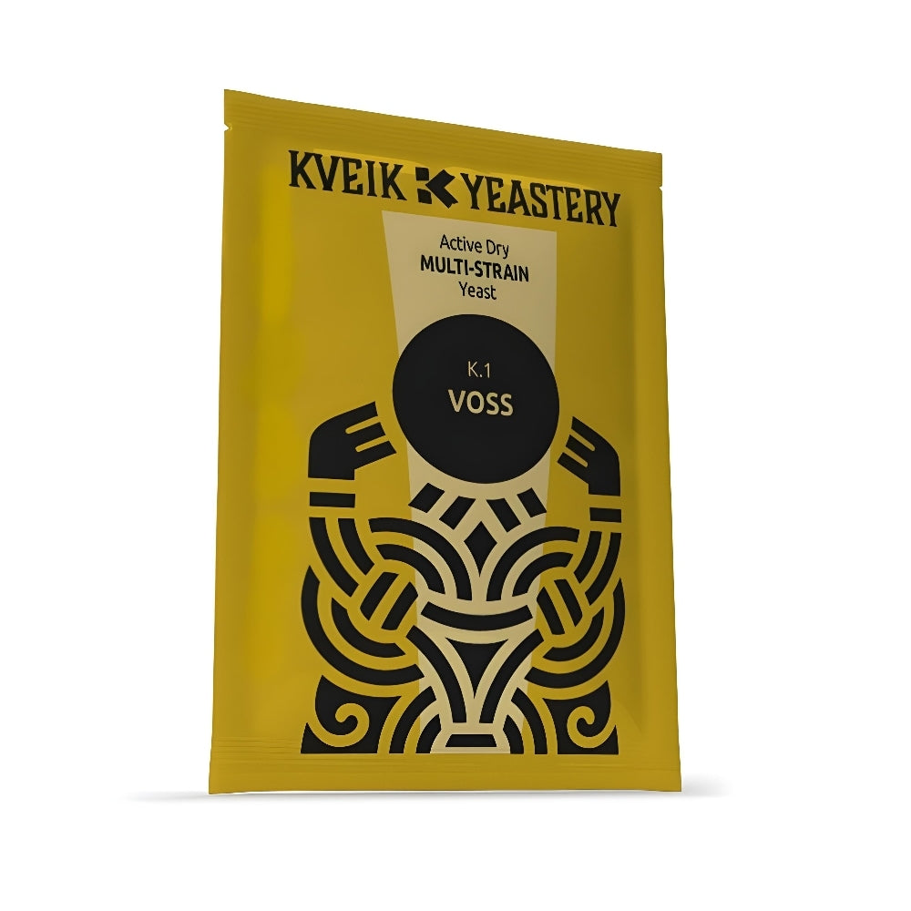 En gul Kveik Yeastery-pakke merket "K.1 Voss Kveik 7g - Original" med svarte geometriske mønstre, denne gjæren leverer autentisk norsk gjærtradisjon for gårdsølbrygging.