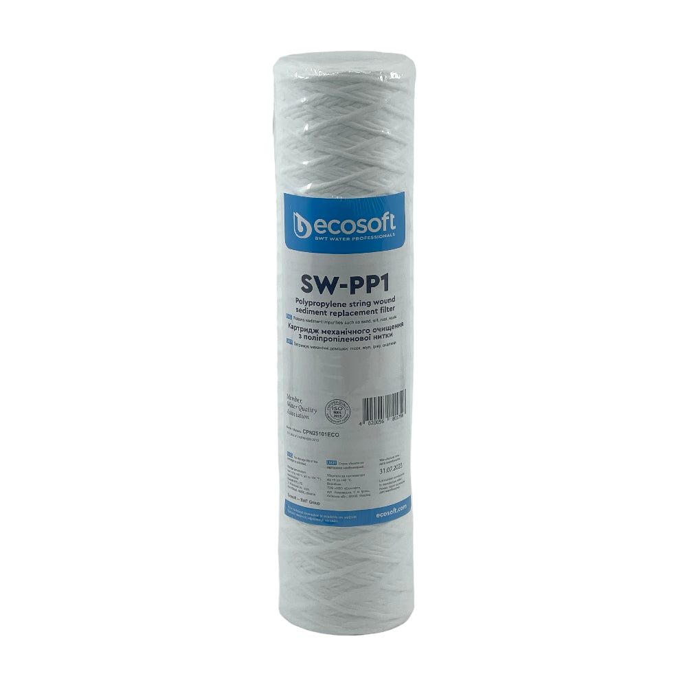 Ecowater 1 mikron filter til filterhus - Ecosoft er en sylindrisk hvit polypropylen vannfilterpatron med en blå og hvit etikett, designet for bruk i Ecosoft-filterhuset.