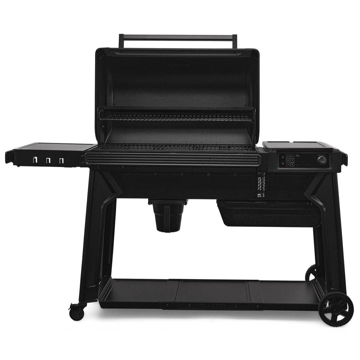 Traeger Woodridge Pro Pelletsgrill har en svart finish, åpent lokk, WiFIRE digital kontroll til høyre, sidehyller og praktisk oppbevaringsplass under.
