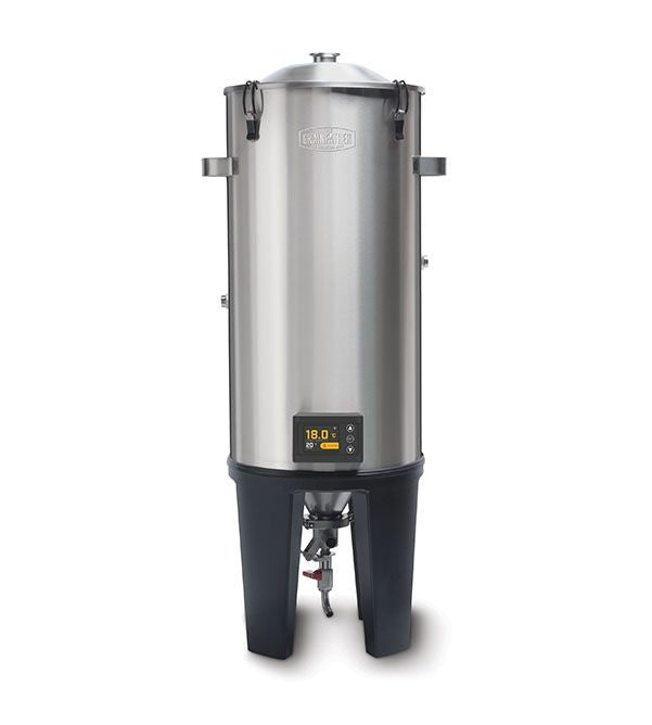 Grainfather Glycol Chiller & 4X Conical Fermenter Pro Kit fra Grainfather har fermentorer med digitale displayer og tapper, alt på svarte ben. Sammen sikrer de optimal temperaturkontroll og gjæringsytelse.