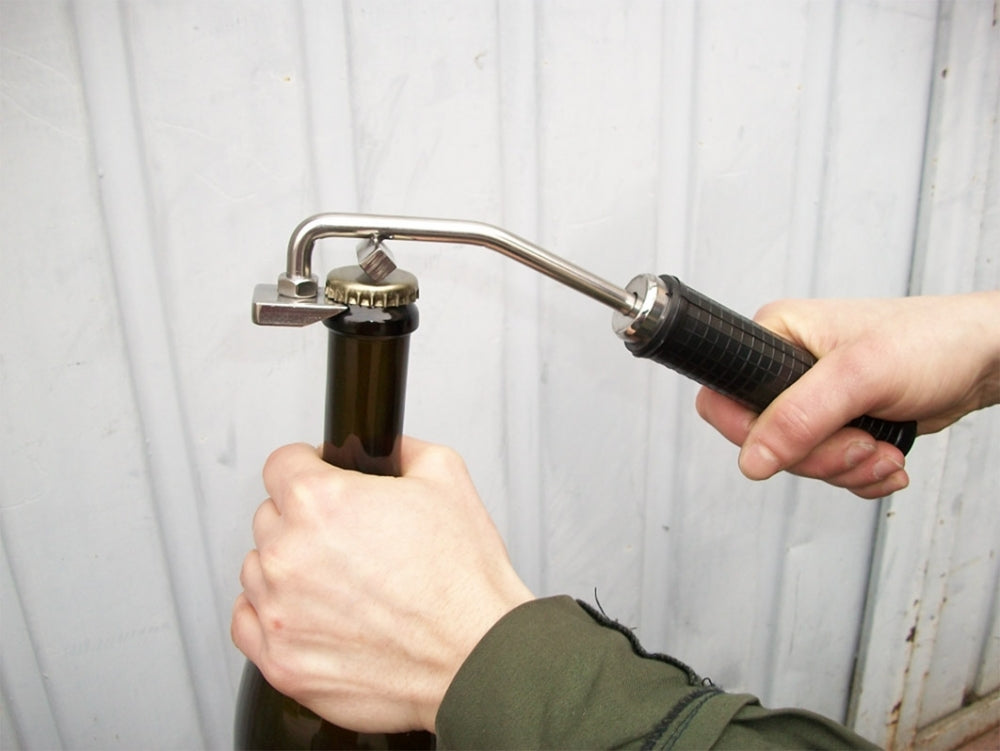 Spagni Degorger/degorgeringsjern for musserende vin og cider brukes til å forsegle flasker, noe som gjør den ideell til hjemmebrygging av musserende vin eller cider.