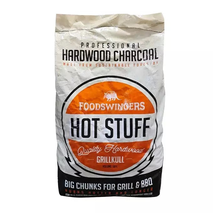 Grillkull "Hot Stuff" OAK FSC - 10 kg er grillkull i restaurantstil med store biter av FSC-sertifisert eik, designet for grill- og BBQ-bruk, og hevder å brenne varmere og lenger.