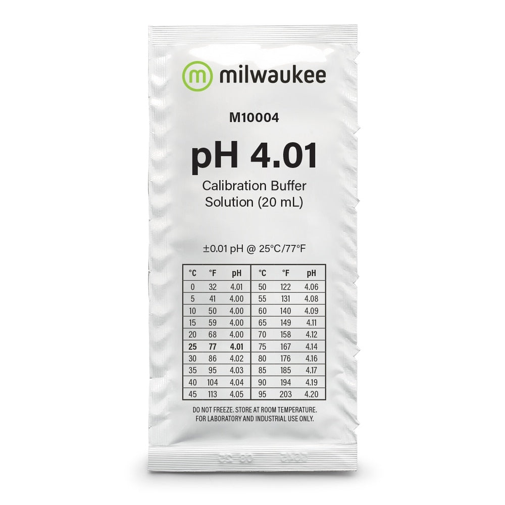 En 20 ml Milwaukee Kalibreringsvæske / buffer pH 4,01-pose for kalibrering med pH-meter, inkludert en referansetabell med pH-verdier ved ulike temperaturer.