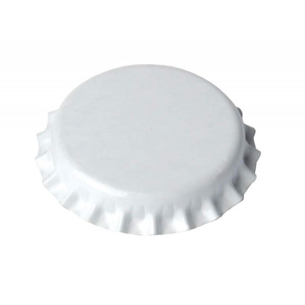 Brewshop 29 mm korker hvit, 100 stk. er hvite flaskekorker i metall med krympede kanter, ideelle for hjemmebryggprosjekter. Avbildet mot en hvit bakgrunn.