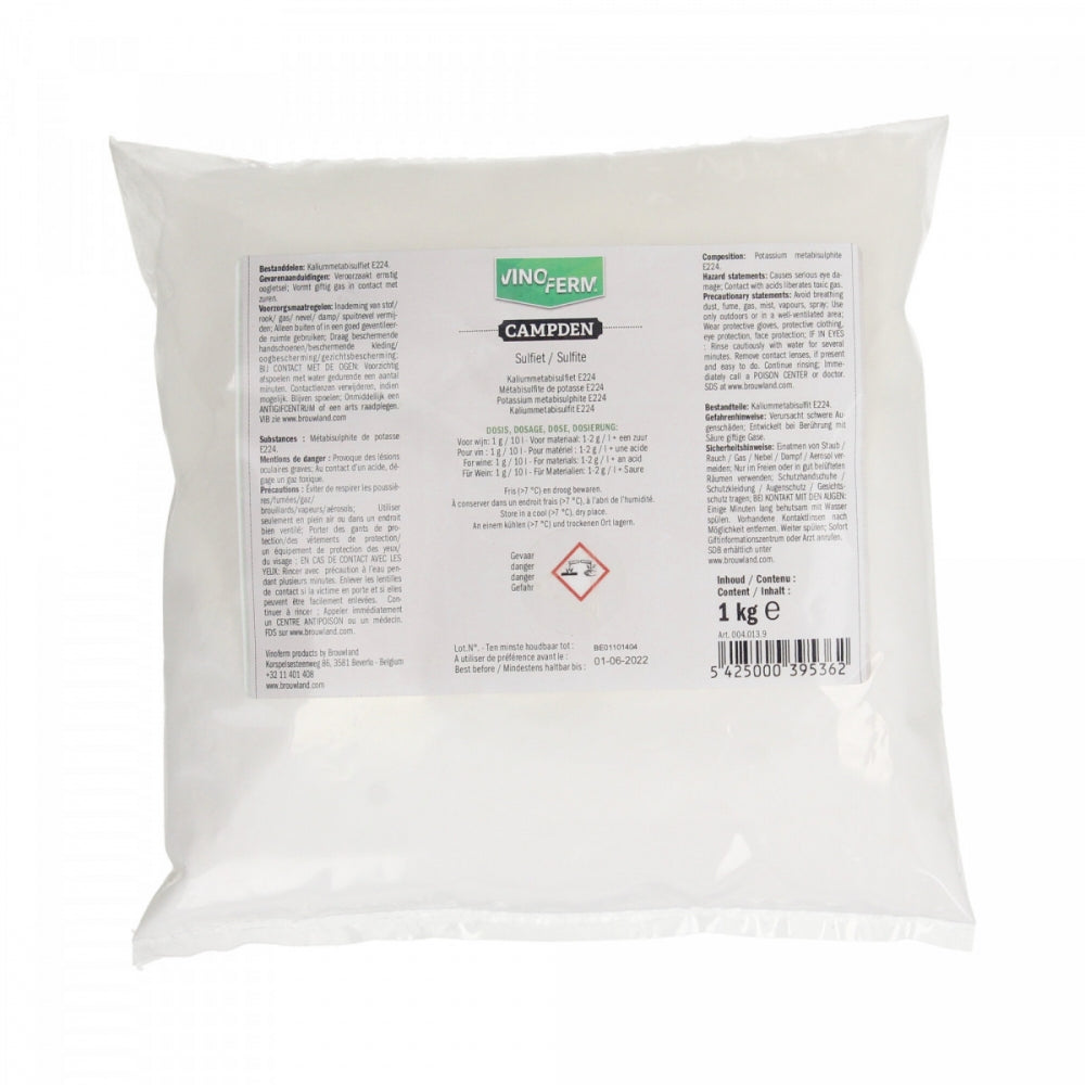 En forseglet 1 kg pose med Vinoferm Campden (kaliummetabisulfitt) med produktinformasjon og fareseddel på forsiden - ideell for desinfisering av utstyr. Merkevare: Vinoferm.