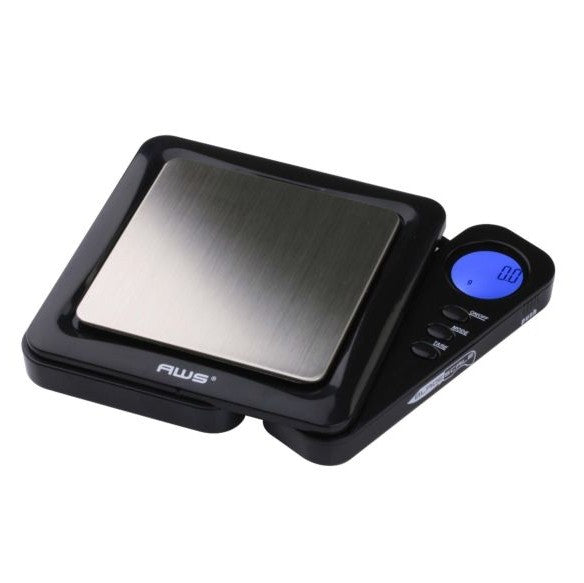 Vekt 1000g - Blade Scale fra American Weigh Scales har en overflate i rustfritt stål, et elegant svart kabinett og en blå bakgrunnsbelyst LCD-skjerm som viser 0,6 - noe som gjør den til den perfekte presise kjøkkenvekten på 1 kg.