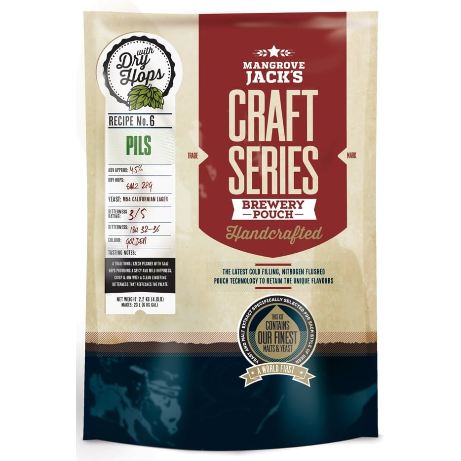 Mangrove Jack's Craft Series Pils med tørrhumle, 2,2 kg ekstraktsett, kommer i beige og blå emballasje med tydelig info - ideell for brygging med Pure Malt Enhancer eller maltekstrakt for en autentisk pilsnersmak.