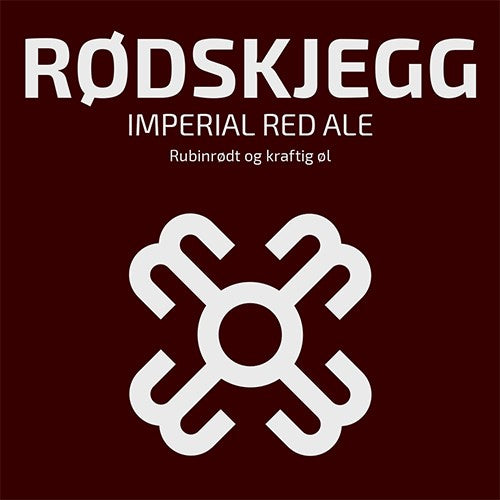 Den mørkerøde etiketten viser Hogna Brygg Rødskjegg Imperial Red Ale - allgrain ølsett fra Brewshop, med et geometrisk hvitt symbol og frasen "Rubinrødt og kraftig øl". Ideell for deg som liker fullkornsbrygging.