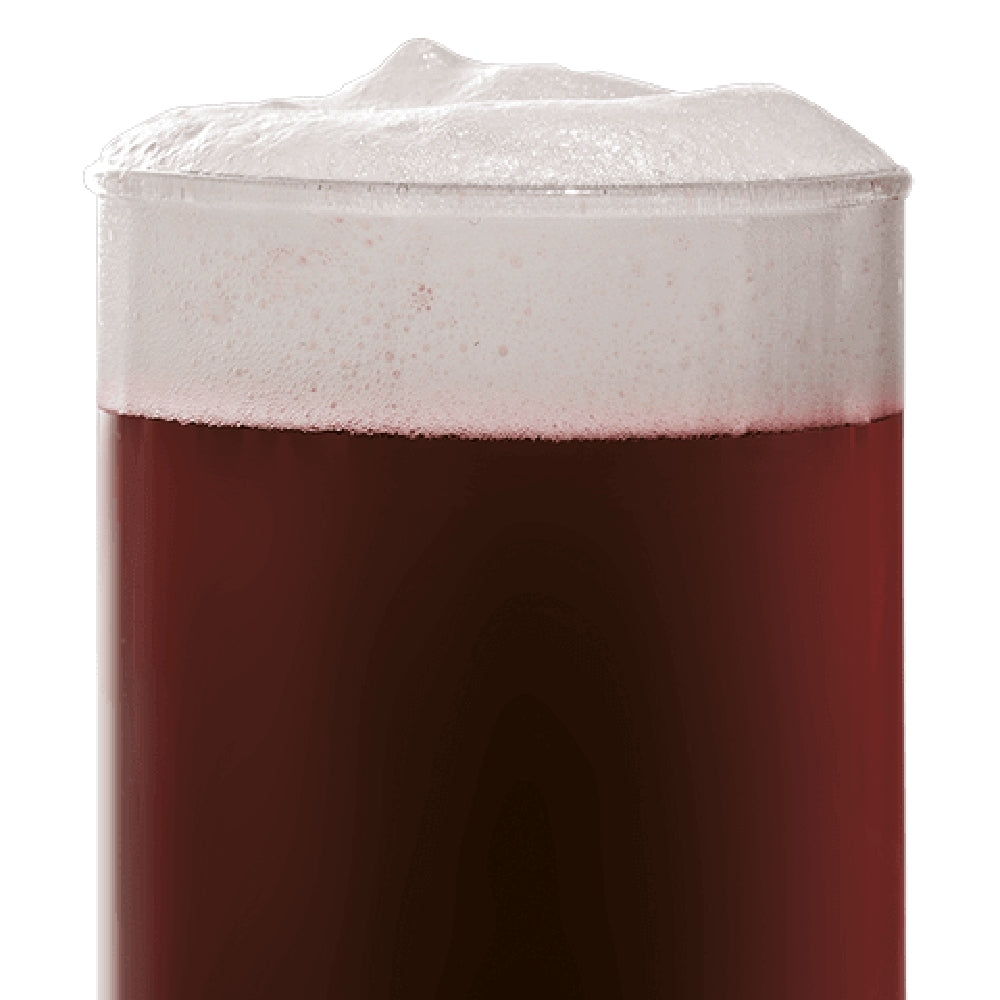 Et nærbilde av et glass fylt med mørkerødt, skummende øl fremhever den rike fargen og den glatte finishen som BEST Caramel Munich III (131-200 EBC) 100G fra Bestmalz skaper, med sitt tykke lag med skum på toppen.