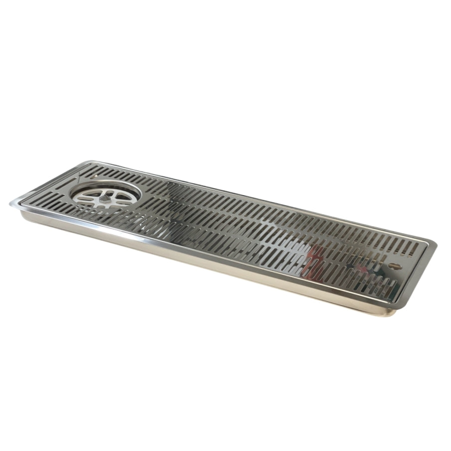 AEB Nedfelt Drip Tray med rinser og drenering (60 cm x 22 cm, rustfritt stål) har en slisset overflate og rundt dreneringshull, perfekt for barer, drikkedispensere og glassrinser-systemer.