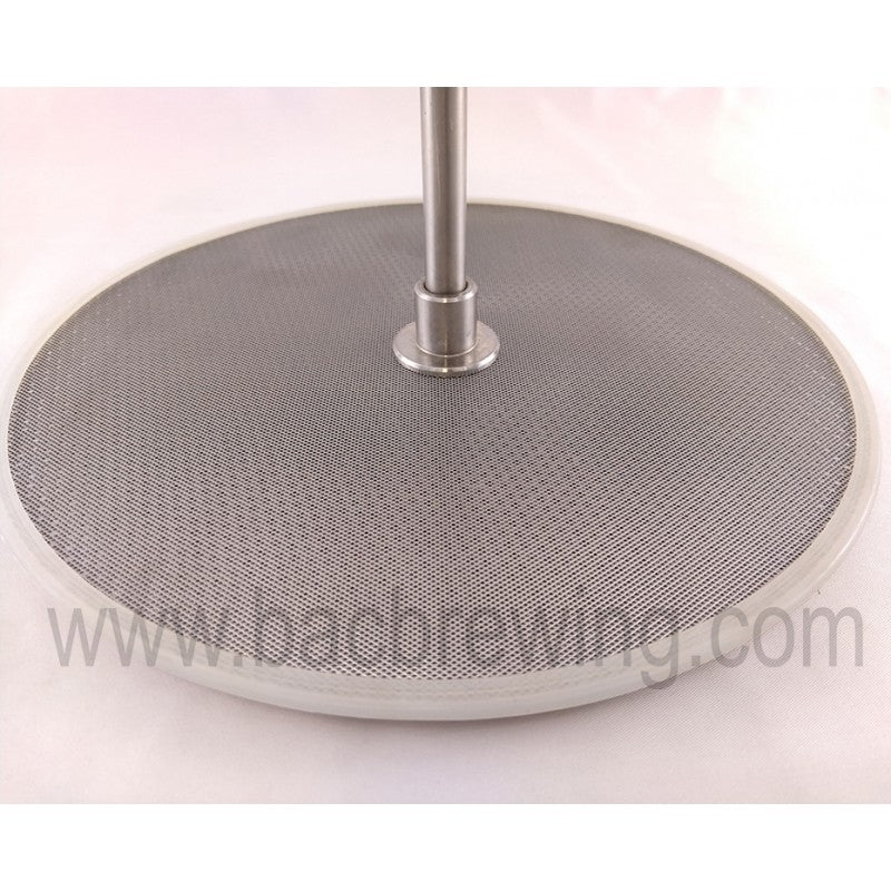 Nærbilde av BacBrewing Fine mesh Filter Disc - Silbunn for Grainfather: et sirkulært nettingfilter i rustfritt stål 304 med en stang i midten og en hvit silikonpakning i kanten.