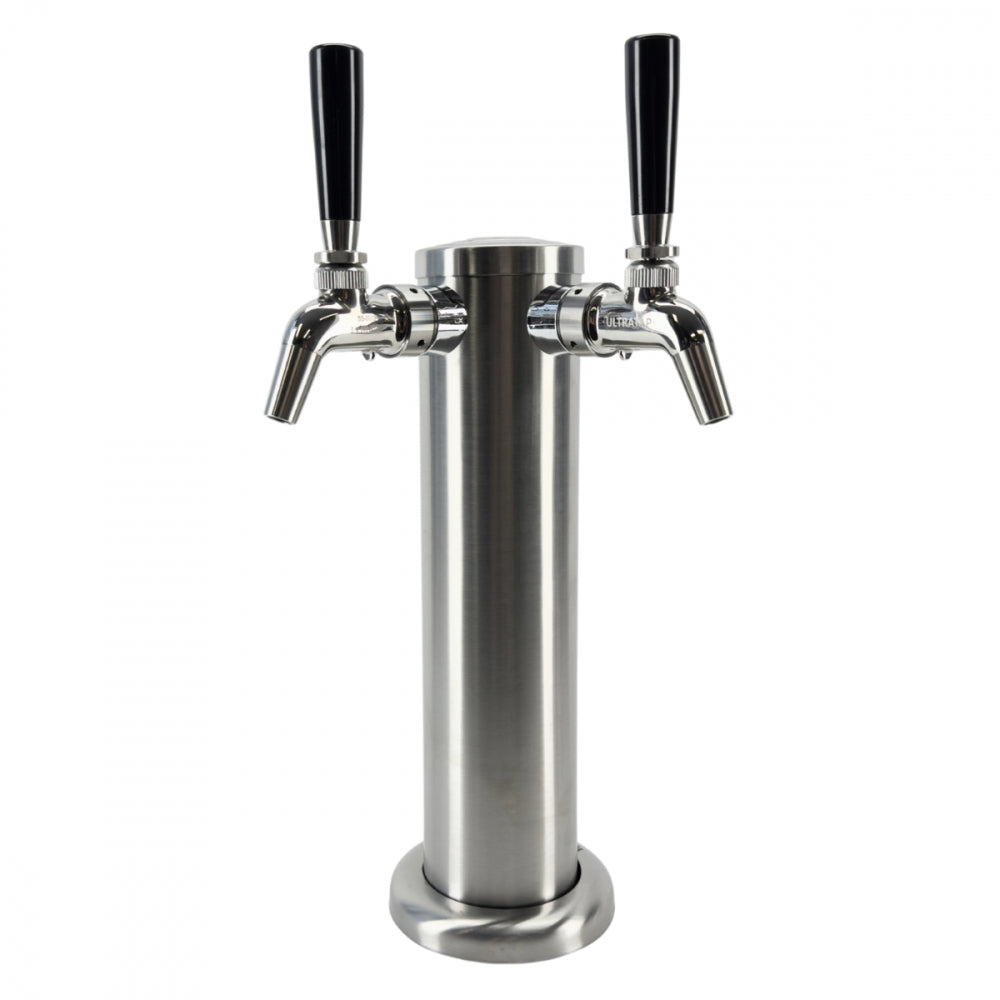 Keg King FasTap Font Kit er et øltårn i rustfritt stål med to kraner og svarte håndtak, perfekt for ethvert kegeratoroppsett og kompatibelt med Ultratap tappekran.