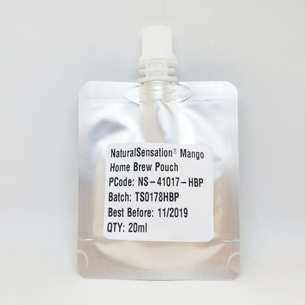 Sølvpose med hvit tut merket NaturalSensation Mango IPA fruktessens - 20ml Homebrew Pouch, inkluderer produktinfo og best før april 2026.