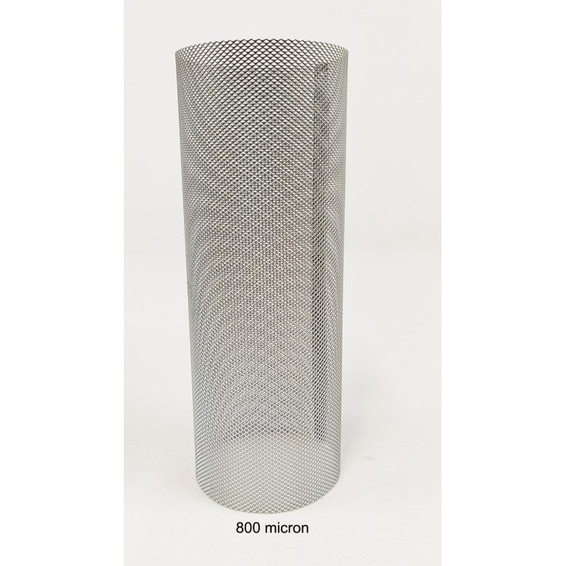 BacBrewing 800 Micron Cylinder for Grainfather utvendig filter, laget av mikroperforert rustfritt stål, står oppreist mot en enkel hvit bakgrunn.