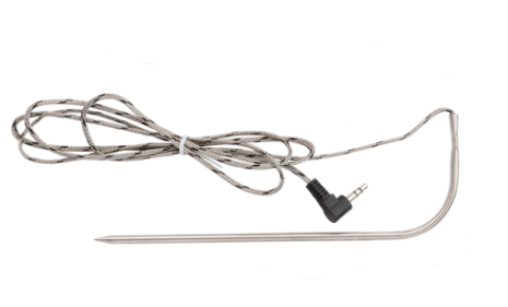 Traeger Meat Probe 1 Black fra Traeger, med sonde i rustfritt stål, lang kabel og rettvinklet plugg, er vist mot en hvit bakgrunn.