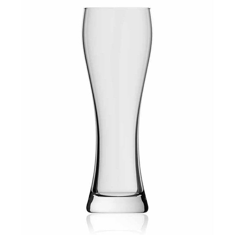 Et høyt, tomt Rastal Schwarzwald Weizenbierglas 50cl ølglass står oppreist på en hvit bakgrunn; dette settet med 6 elegante Rastal ølglass er perfekt for å nyte ditt favoritt hveteøl.
